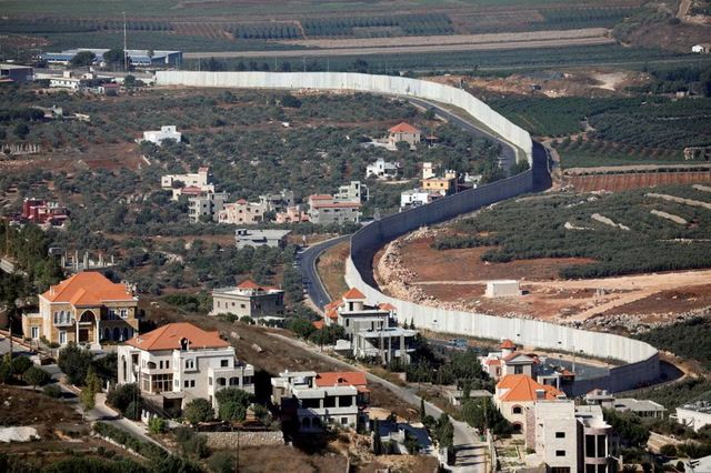 Exchange of fire continues on Israel-Lebanon border