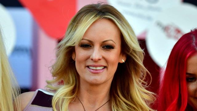 Trump lawyers attack Stormy Daniels's credibility in cross examination