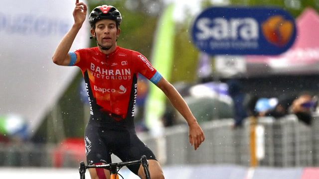 Cyclist dies after Tour de Suisse crash
