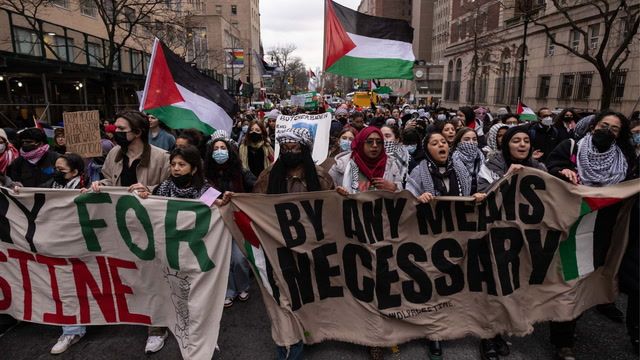 Columbia cancels in-person classes amid pro-Palestinian protests