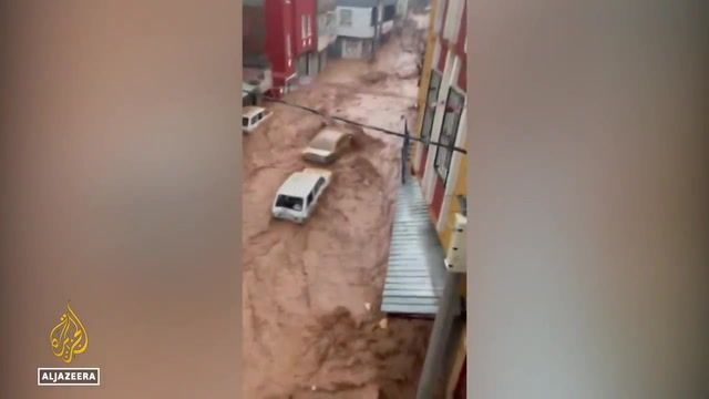 Turkey floods: Earthquake region hit by heavy rain