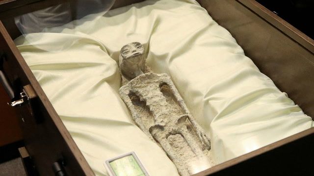 Scientists x-ray 'alien remains' in Mexico