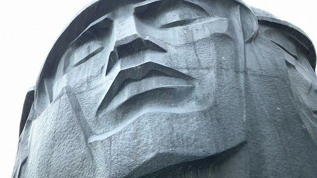 Long Watch: Latvia tears down Soviet monuments