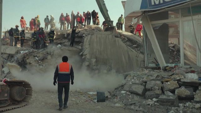 Turkey quake zone's construction 'amnesty'