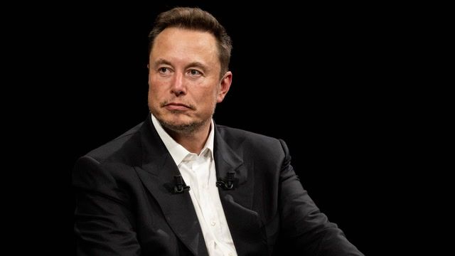 Musk warns of more blows to Tesla's profitability