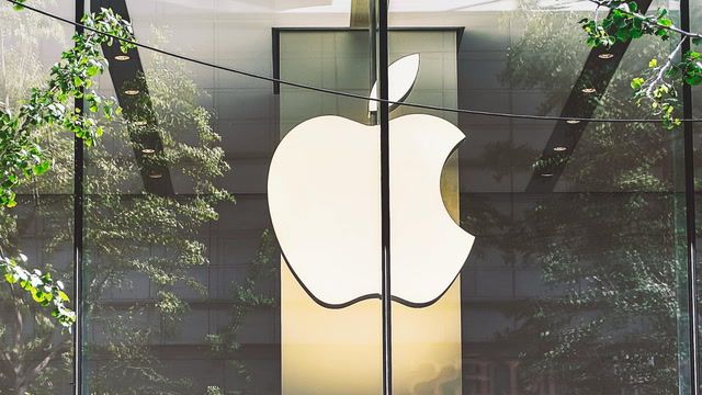 U.S. Justice Department sues Apple in antitrust case