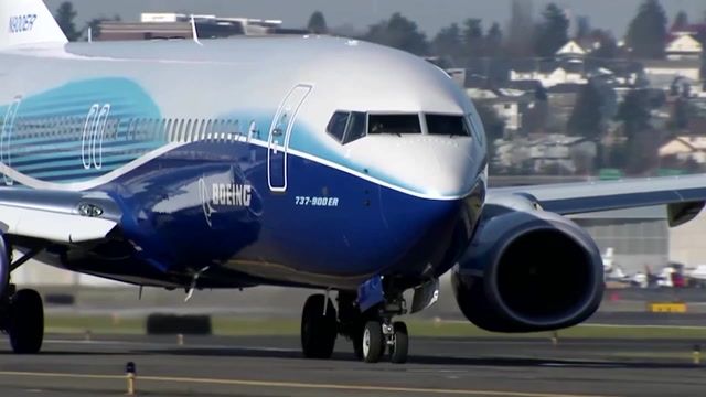 Boeing sees massive cash outflow for first quarter