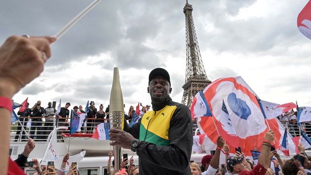 Paris Olympics unveils torch, promises to halve emissions