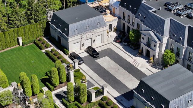 Police investigate shooting at Drake's Toronto mansion