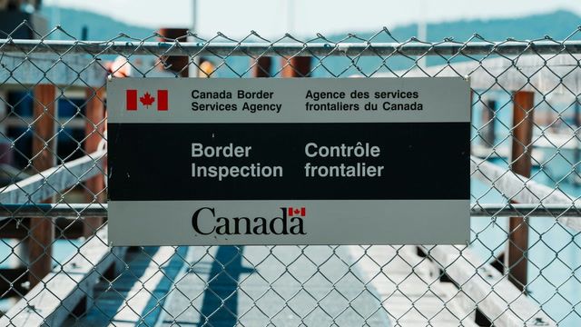 Canada reimposes visas for Mexicans amid surge in asylum claims