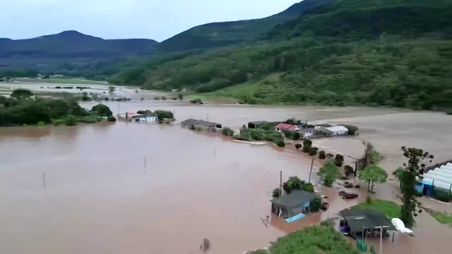 Deadly floods hit Brazil's southernmost state