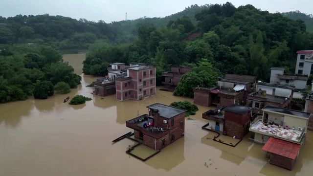 China's Guangdong floods spark extreme weather fears