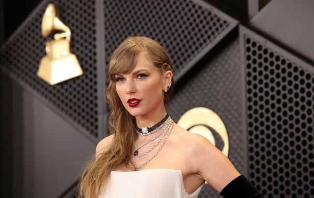 Taylor Swift stuns fans with surprise double album