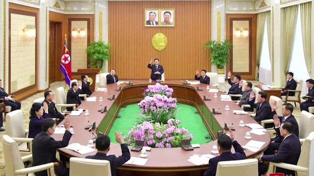 North Korea ends economic ties with South Korea