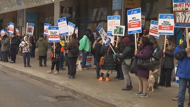 Hundreds of Art Gallery of Ontario employees strike