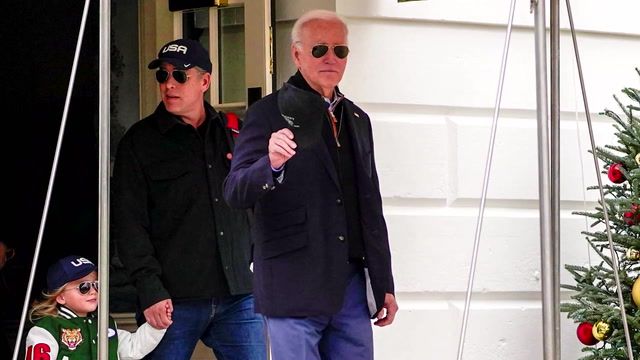 Former F.B.I. informant charged with lying about Bidens