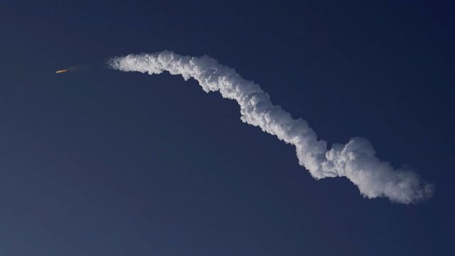 SpaceX Starship rocket explodes minutes after launch