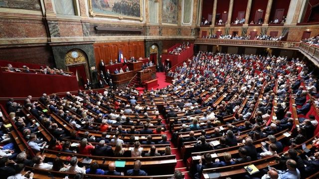 French parliament condemns 1961 Paris massacre of Algerians