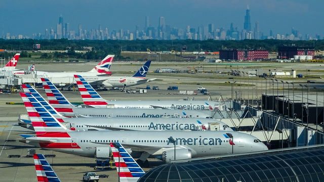 American Airlines raises baggage fees