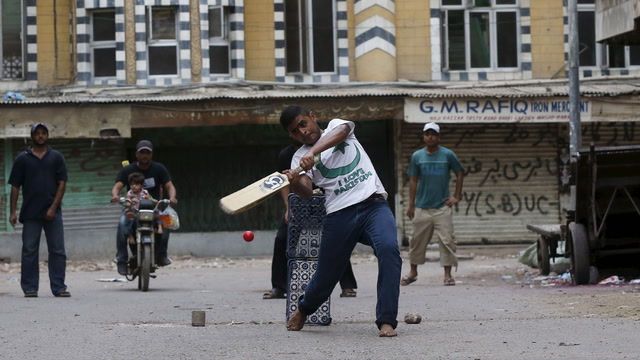 Pakistan's cricket obsession during Ramadan