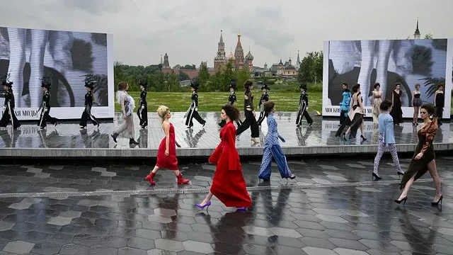 Moscow Fashion week hit by sanctions