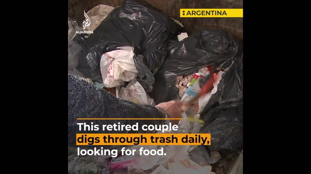 Argentina: Retirees searching trash for food amid inflation woes