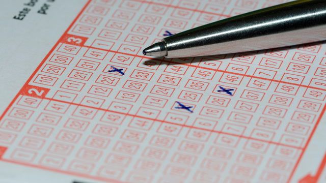 More Americans buying Lotto tickets than ever before