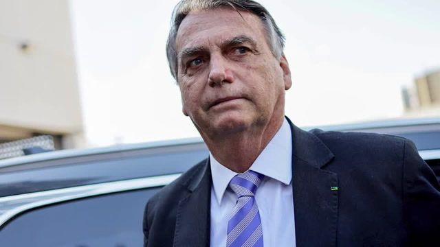 Bolsonaro surrenders passport in coup probe