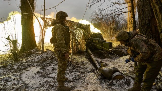 Ukraine troops withdraw from frontline city of Avdiivka