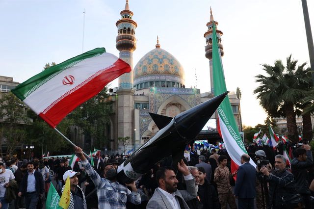 E.U., U.S. pledge to impose new sanctions on Iran