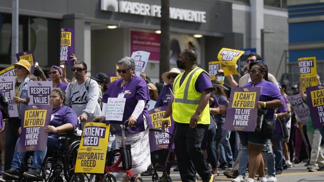 Workers conduct largest U.S health care strike
