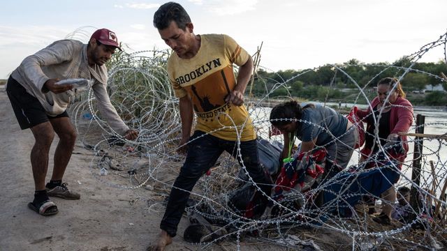 Texas struggles to address influx of migrant arrivals