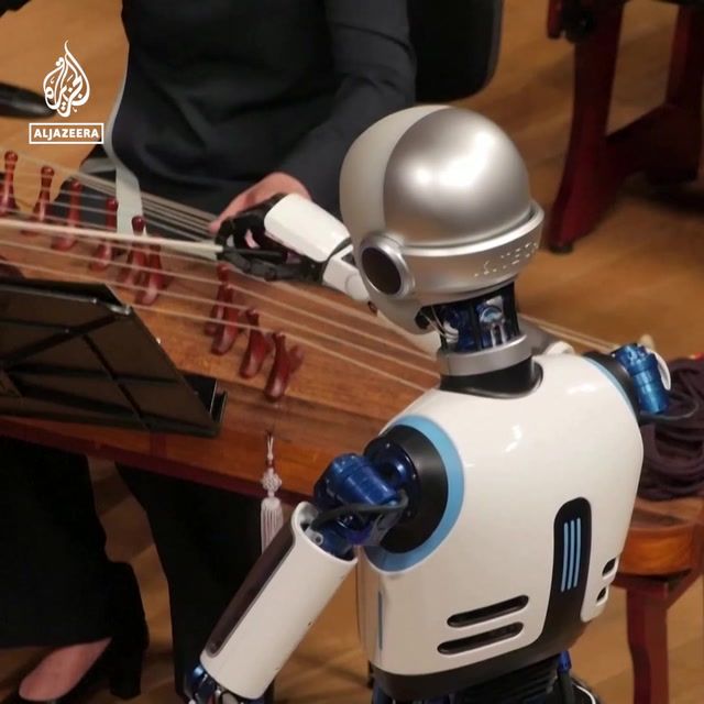 Humanoid robot conducts national orchestra in Seoul