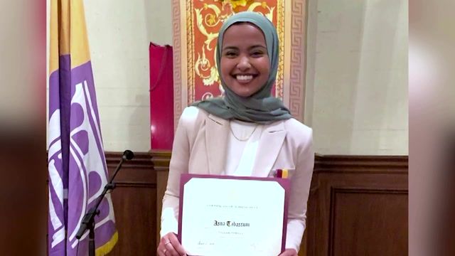 Muslim valedictorian urges U.S.C. to allow her speech