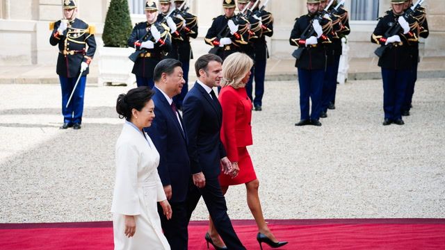 Macron, von der Leyen press China's Xi on trade in Paris