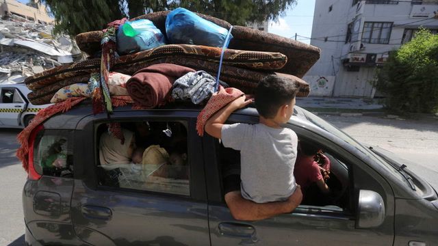 WHO warns Gaza City evacuation is a "death sentence"