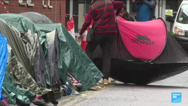 Irish police dismantle Dublin's migrant 'tent city'