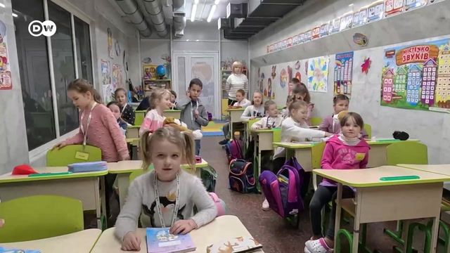 Ukraine establishes schools in subways in Kharkiv