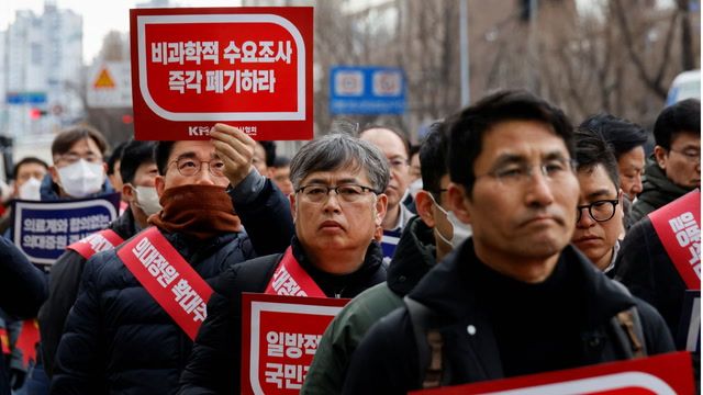 South Korea sets deadline for striking doctors to return to work
