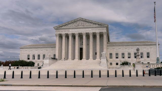 Supreme Court lets contentious Texas border law take effect