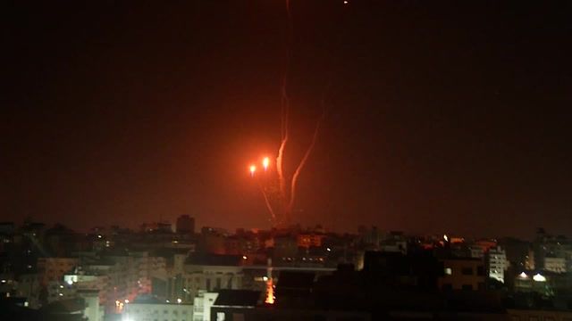 Israel strikes kill senior Gaza commanders
